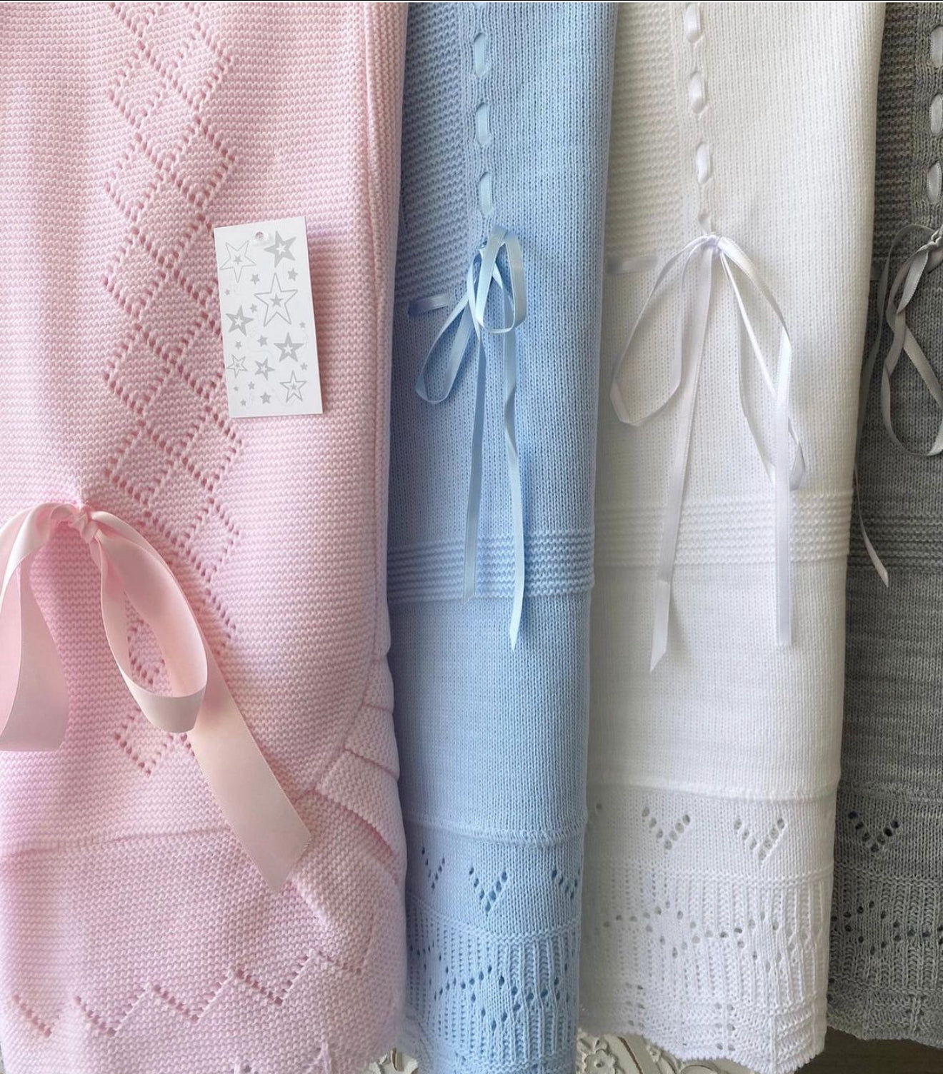 Personalized 100% Cotton Spanish Baby Blanket – Elegance Meets Comfort