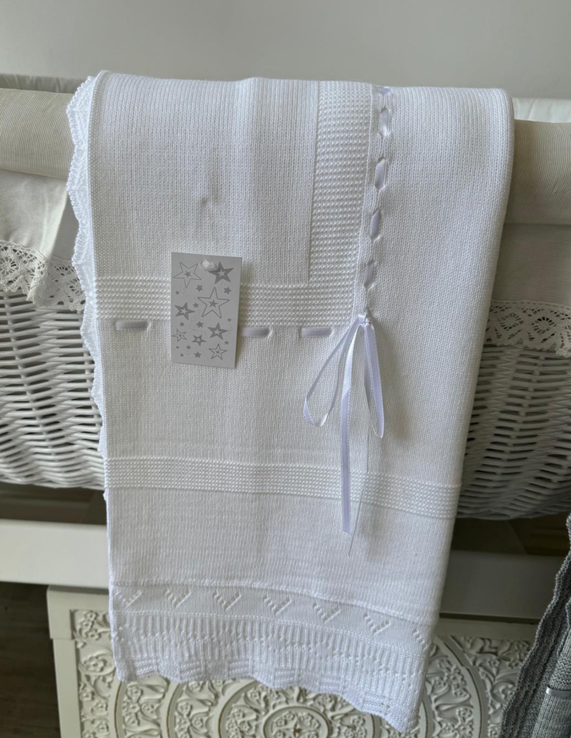 Personalized 100% Cotton Spanish Baby Blanket – Elegance Meets Comfort