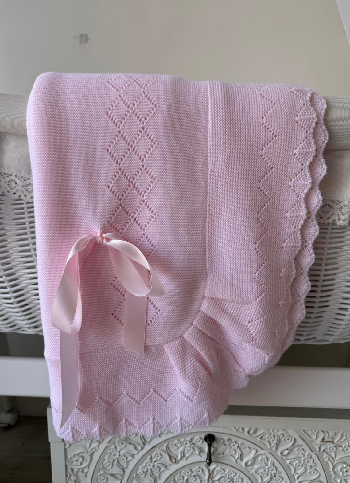 Personalized 100% Cotton Spanish Baby Blanket – Elegance Meets Comfort